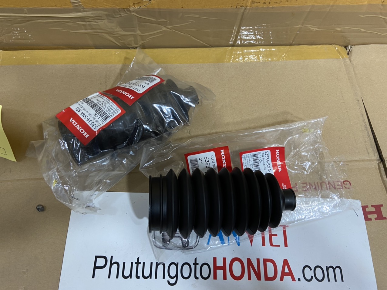 Cao su chụp bụi Rô tuyn lái trong xe Honda CIVIC 2006-2011